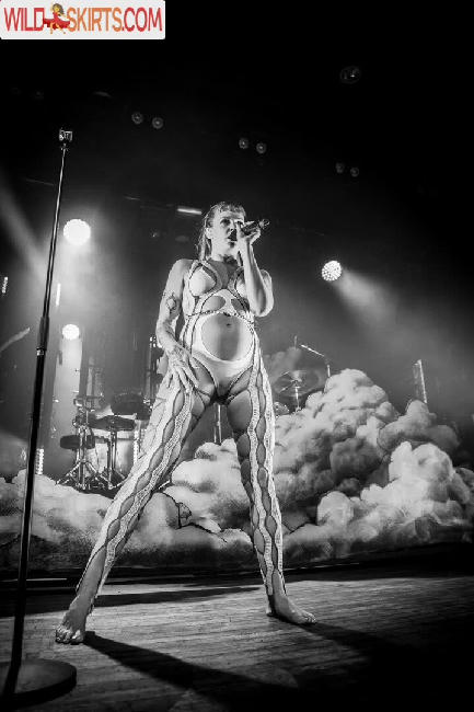 Tove Lo / cupfullofinsanity / tovelo nude OnlyFans, Instagram leaked photo #258