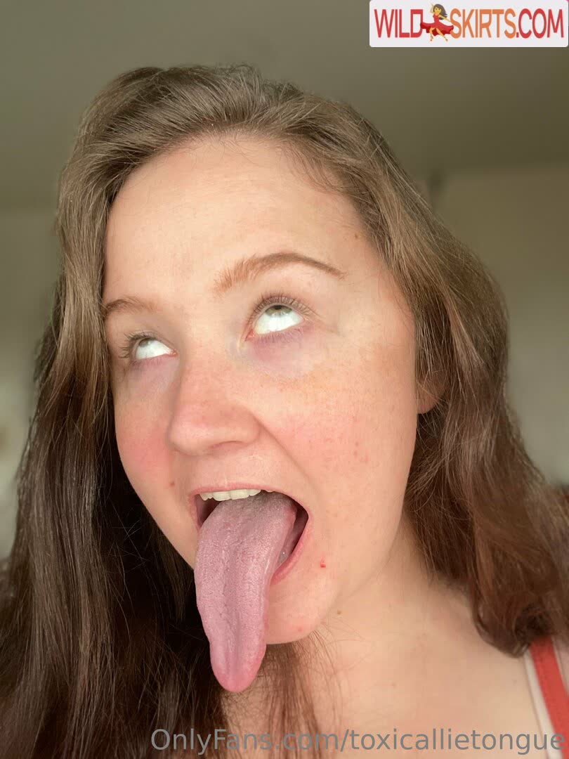 Toxicallietongue nude leaked photo #39