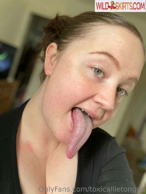 toxicallietongue nude OnlyFans leaked photo #37