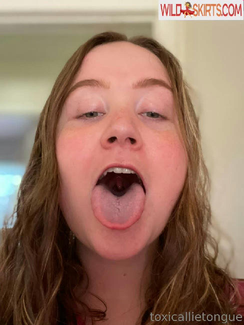 toxicallietongue nude OnlyFans leaked photo #61