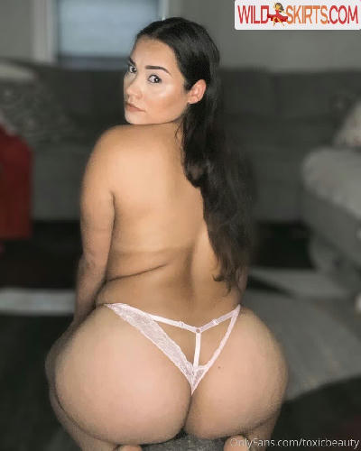 Toxicbeauty / jessicafunes.xo / toxicb3auty / toxicbeauty nude OnlyFans, Instagram leaked photo #6