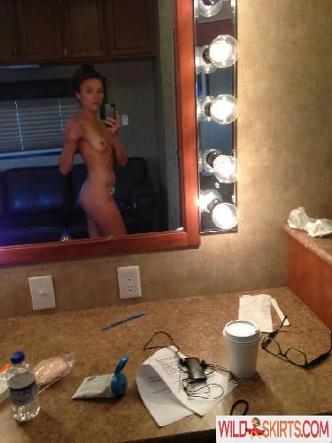 Trieste Kelly Dunn / triestekdunn nude Instagram leaked photo #24