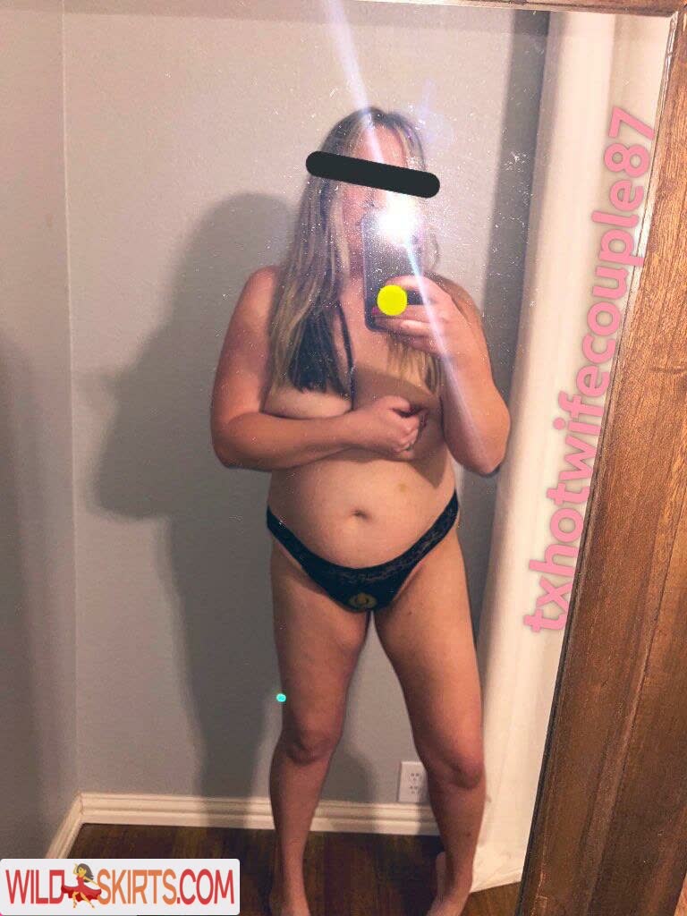 TXHotwife87 / thee_funky_head / txhotwife87 / txhotwifecpl87 nude OnlyFans, Instagram leaked photo #3