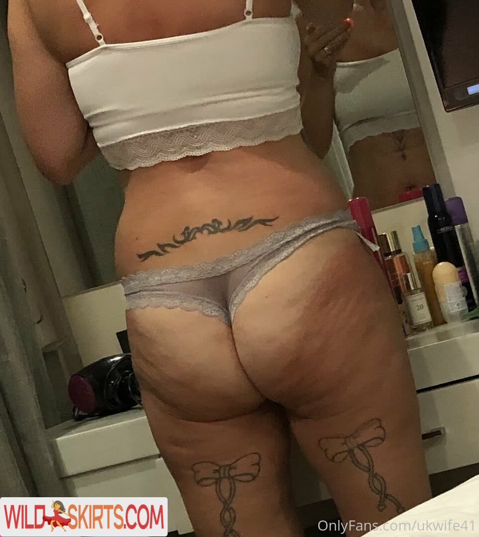 ukwife41 / hotstufflildevil / ukwife41 nude OnlyFans, Instagram leaked photo #15