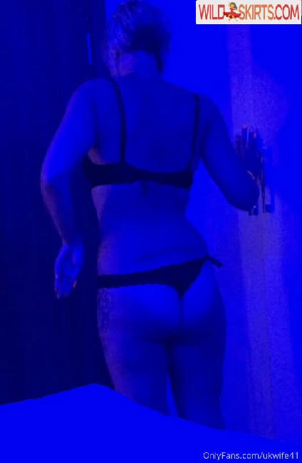 ukwife41 / hotstufflildevil / ukwife41 nude OnlyFans, Instagram leaked photo #84