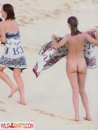 Uma Thurman / umathurman nude Instagram leaked photo #119