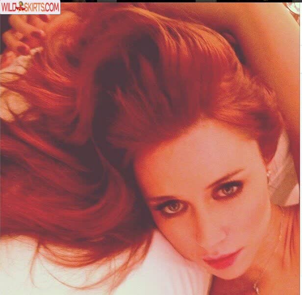 Una Healy nude leaked photo #309