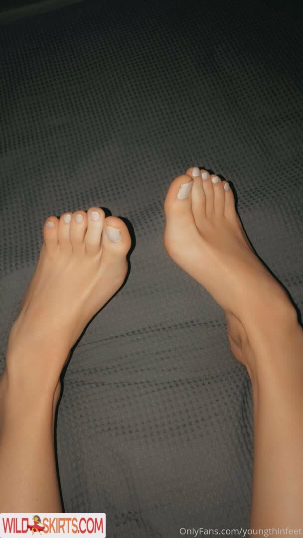 Unigirlfeet nude leaked photo #34