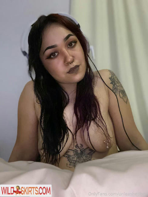 unleashedbee / unleashedb_ / unleashedbee nude OnlyFans, Instagram leaked photo #1