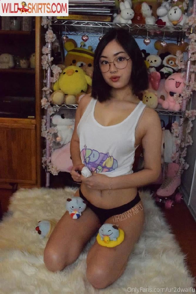 ur2dwaifu / aloycius_i / ur2dwaifu nude OnlyFans, Instagram leaked photo #9