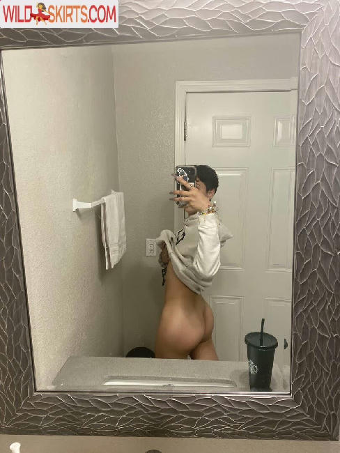 urfavlazyslxt / purpkushqueen / urfavlazyslxt nude OnlyFans, Instagram leaked photo #7