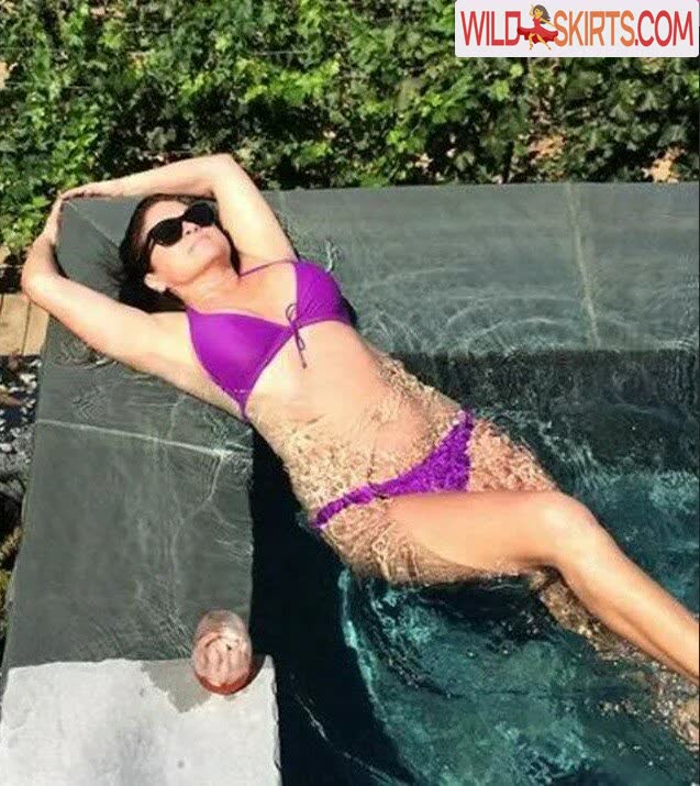 Valerie Bertinelli / wolfiesmom nude Instagram leaked photo #2