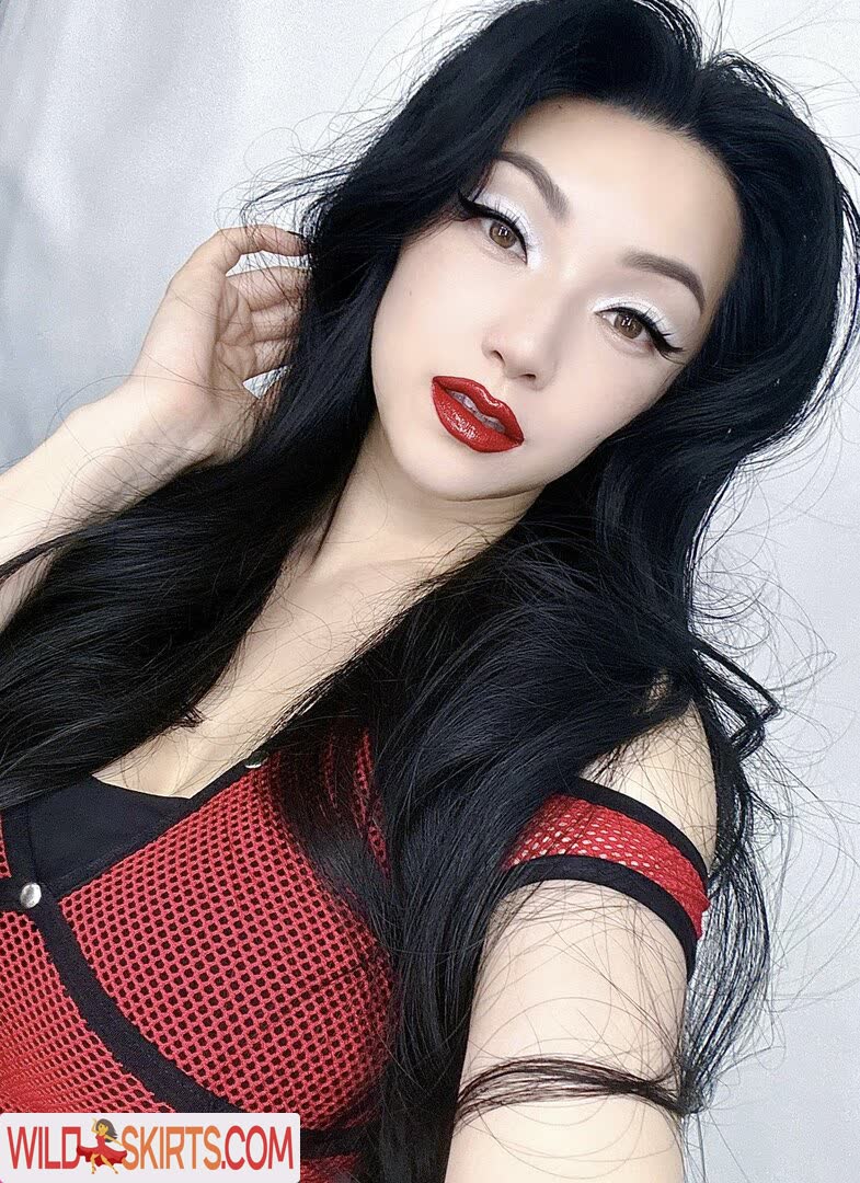 Vampybitme nude leaked photo #102