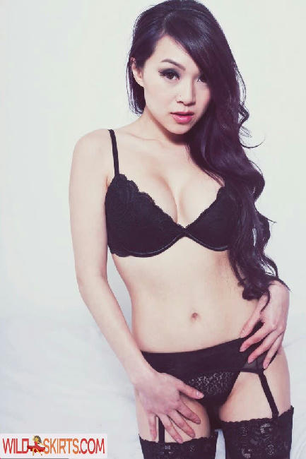 Vampybitme / Linda Le / VampyBitme nude Instagram leaked photo #43