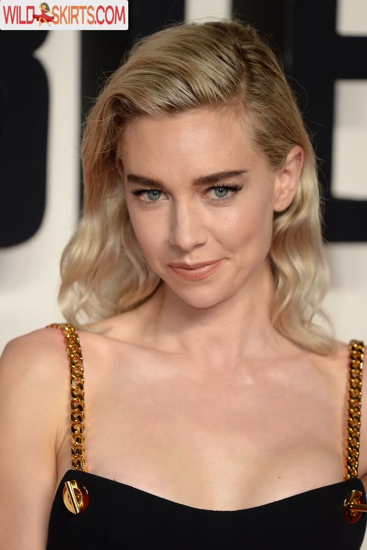 Vanessa Kirby nude leaked photo #582