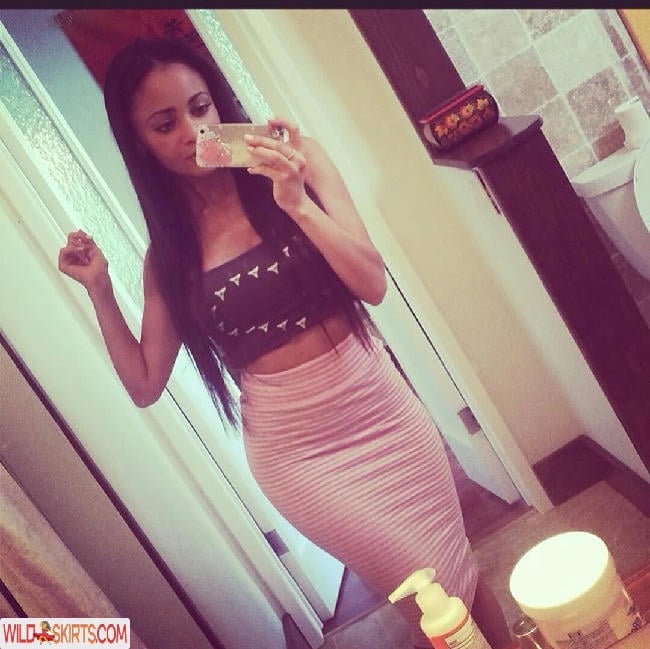 Vanessa Morgan / vanessamorgan nude Instagram leaked photo #20