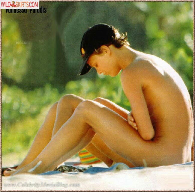 Vanessa Paradis nude leaked photo #2