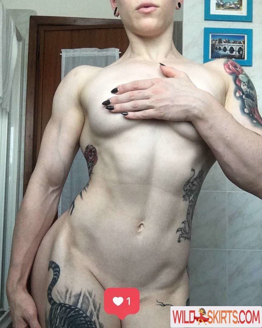 Vanth / vanth_inkfit / vanthmusclevampire nude OnlyFans, Instagram leaked photo #9