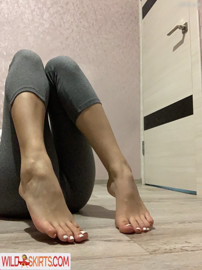 Vellari_feet nude leaked photo #55