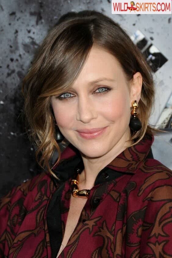 Vera Farmiga nude leaked photo #9