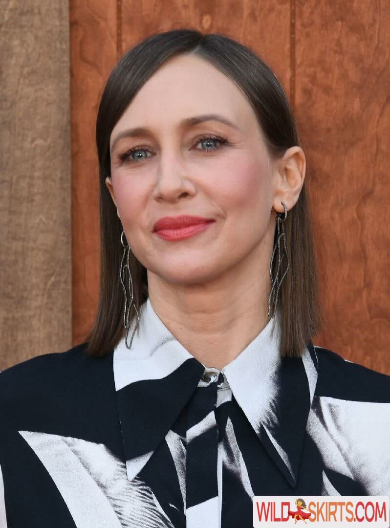 Vera Farmiga / verafarmiga nude Instagram leaked photo #4