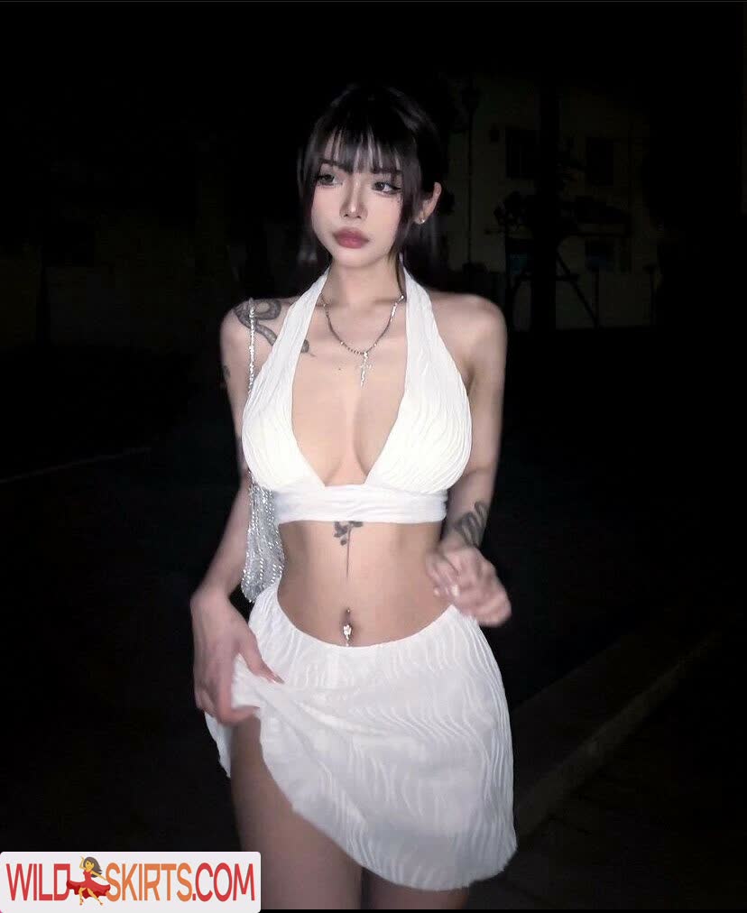 Veronica Lucifer / Khúc Thị Hương / akashi.yumi.3 / madamelucy / veronica_lucifer_ nude OnlyFans, Instagram leaked photo #7