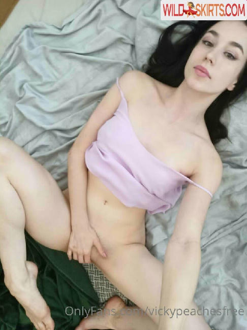 vickypeachesfree / phunkypeaches / vickypeachesfree nude OnlyFans, Instagram leaked photo #11