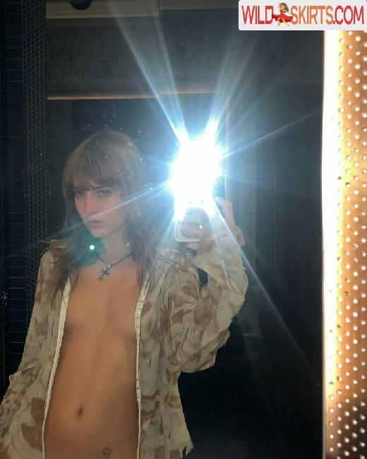 Victoria De Angelis / Maneskin bassist / vicdeangelis nude Instagram leaked photo #158