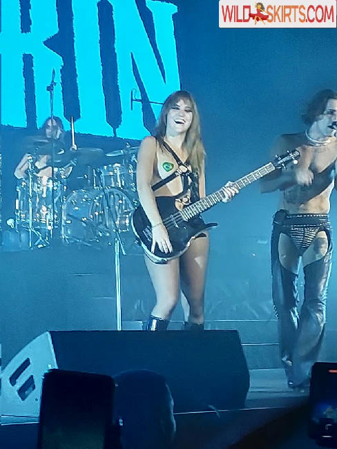 Victoria De Angelis / Maneskin bassist / vicdeangelis nude Instagram leaked photo #74