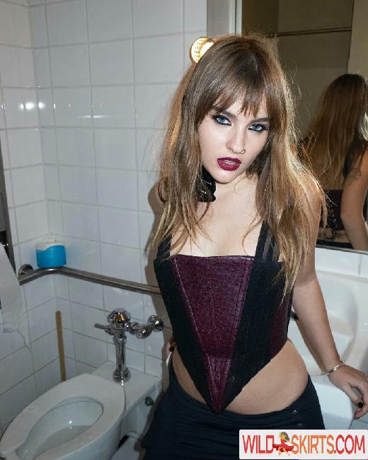 Victoria De Angelis / Maneskin bassist / vicdeangelis nude Instagram leaked photo #253