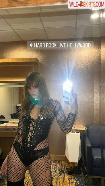 Victoria De Angelis / Maneskin bassist / vicdeangelis nude Instagram leaked photo #260