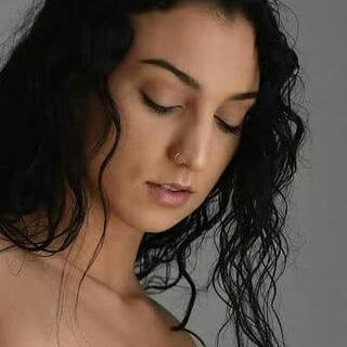 Victoria M'lynn avatar