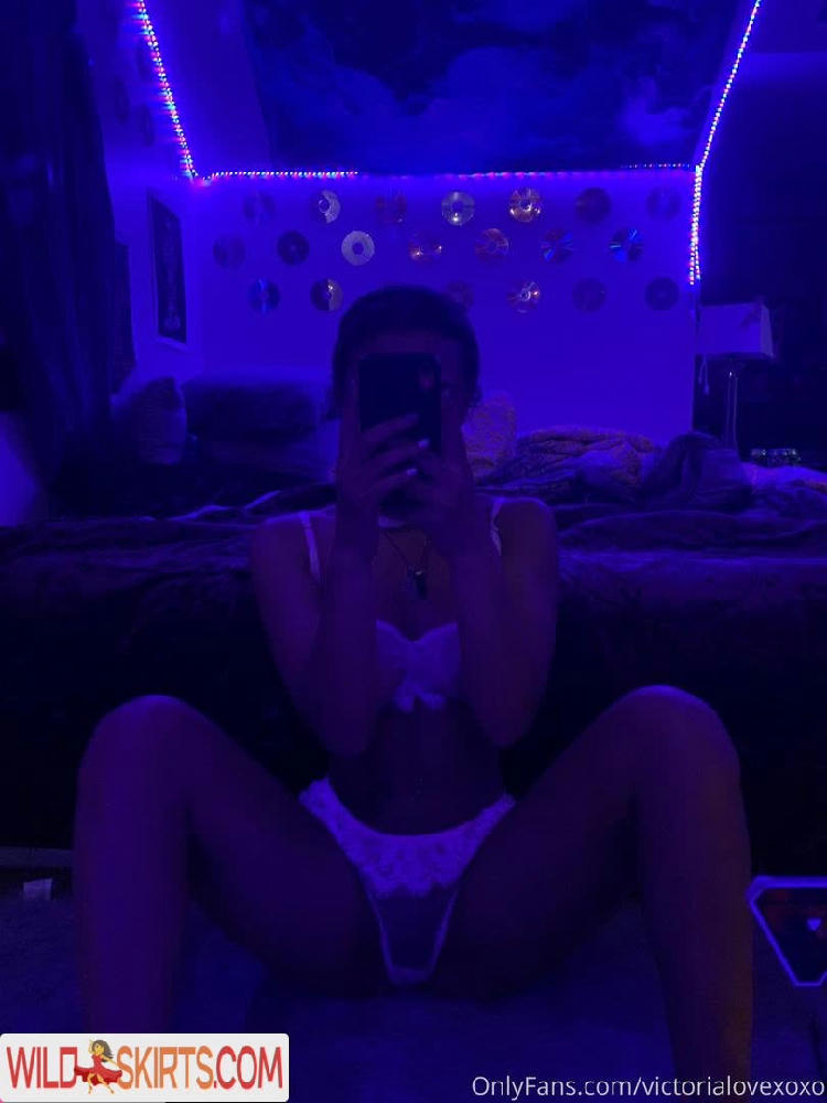 Victorialovexoxo / Victoria Vixen / victorialovexoxo / victoriavixoxo nude OnlyFans, Instagram leaked photo #24