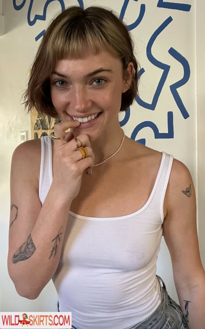 Violett Beane nude leaked photo #31