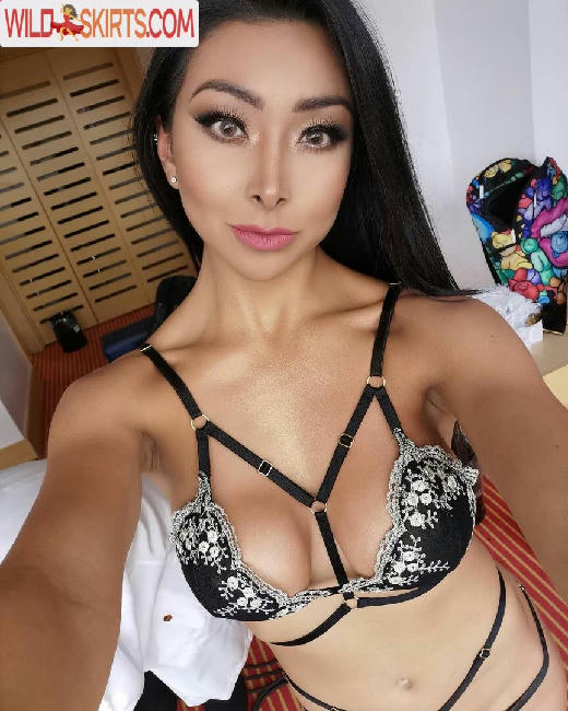 Vivimodel / vivimodel / vivizambrano nude OnlyFans, Instagram leaked photo #34