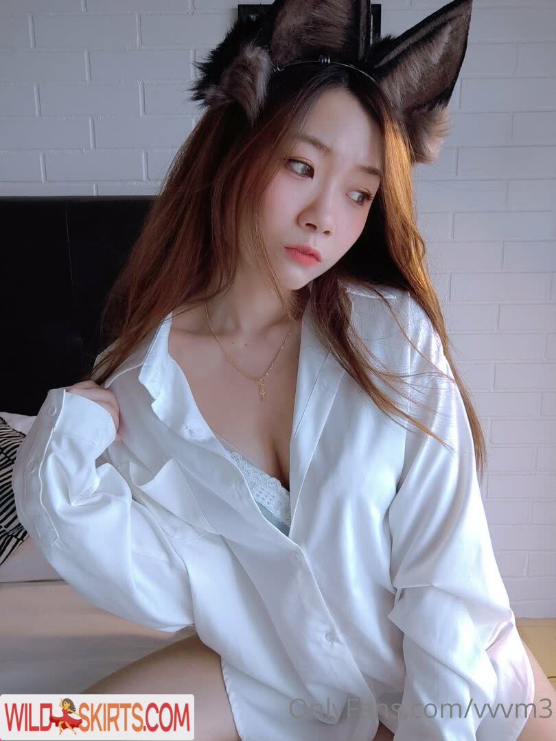 Vmeow / vmeoww / 小V喵 nude OnlyFans, Instagram leaked photo #2