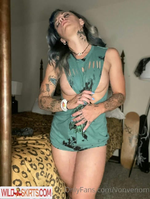 vonvenom / cherryvonvenom80 / vonvenom nude OnlyFans, Instagram leaked photo #36