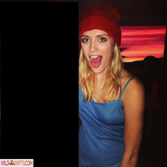 Wallis Day / wallisday nude Instagram leaked photo #81