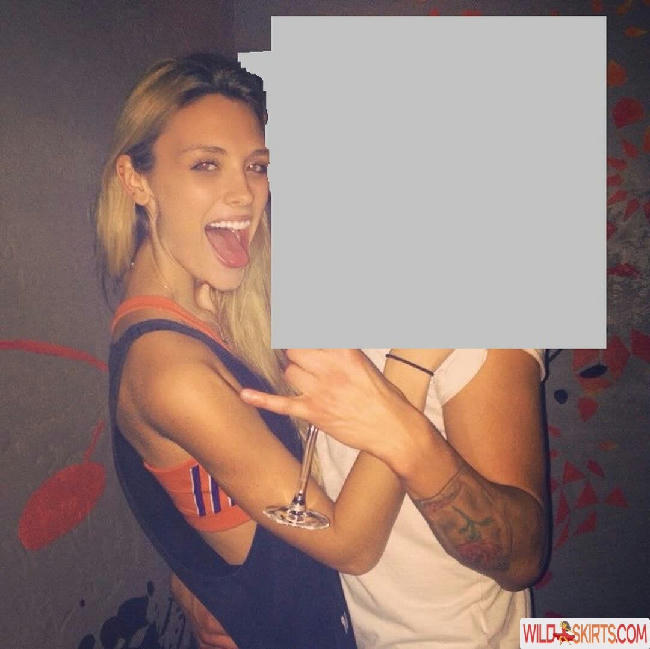 Wallis Day / wallisday nude Instagram leaked photo #100