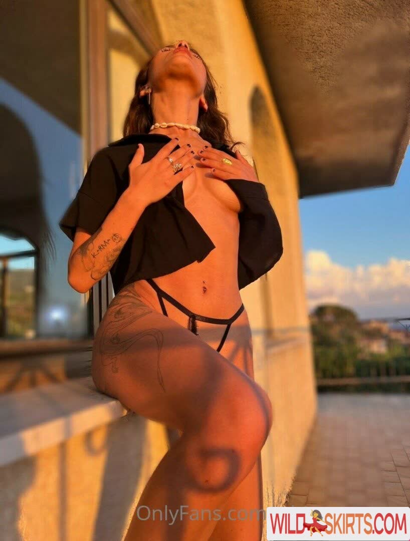 Whitessence / Catia Braccio / white.essence nude Instagram leaked photo #93