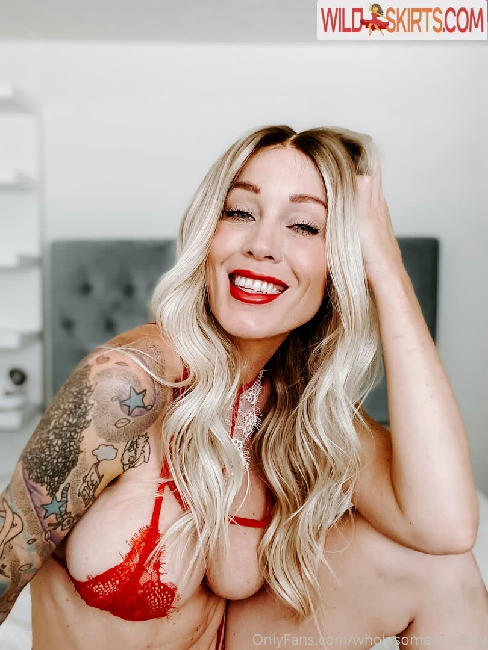 Wholesomefox / JustJessvanfoxface / OliviaFoxFace / wholesomefox_ / wholesomefoxx nude OnlyFans, Instagram leaked photo #7