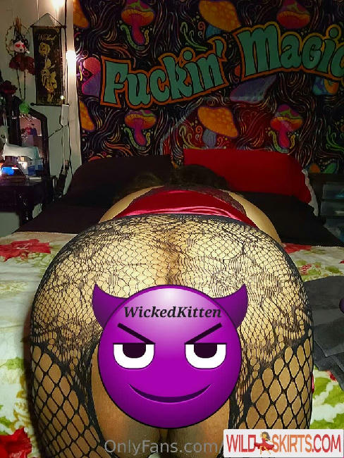 wickedlykitten / wickedkitten420 / wickedlykitten nude OnlyFans, Instagram leaked photo #32