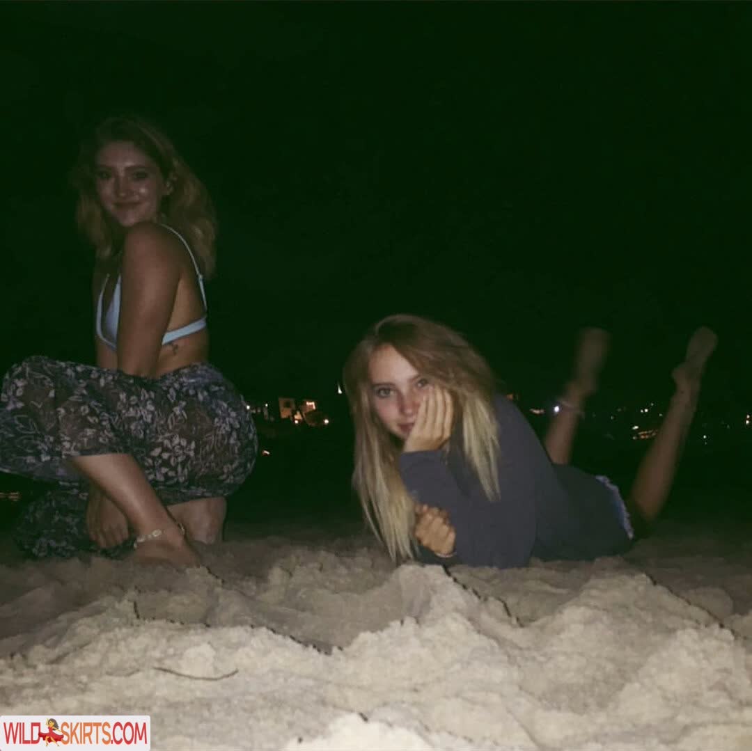 Willow Shields / willowshields nude Instagram leaked photo #26