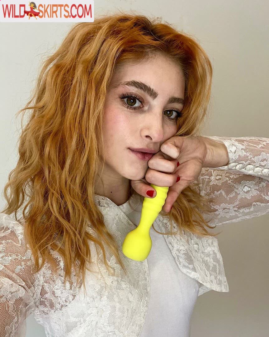 Willow Shields nude leaked photo #311