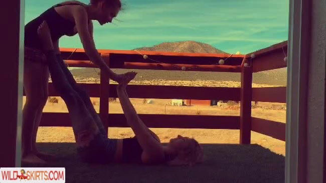 Willow Shields / willowshields nude Instagram leaked video #272