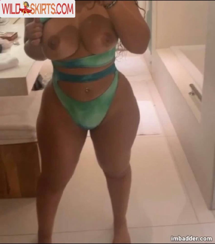 Winny Munhoz / iambadder nude Instagram leaked photo #3