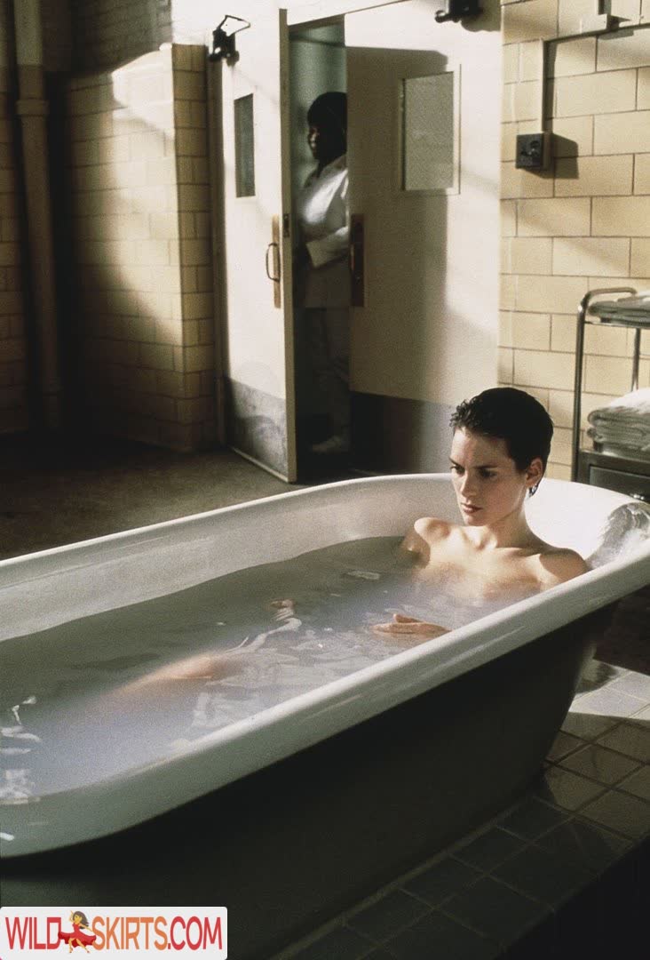 Winona Ryder / winonaryderofficial nude Instagram leaked photo #9