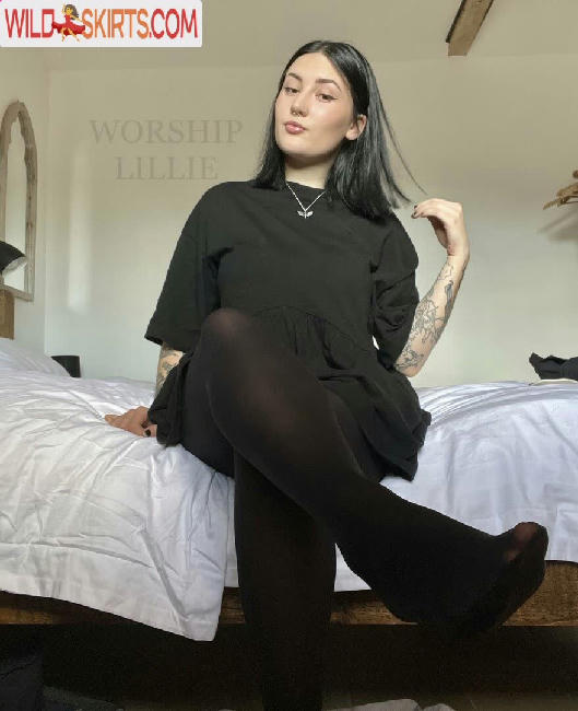 worshiplillie / WorshipLillie / thislilliegrows nude OnlyFans, Instagram leaked photo #5