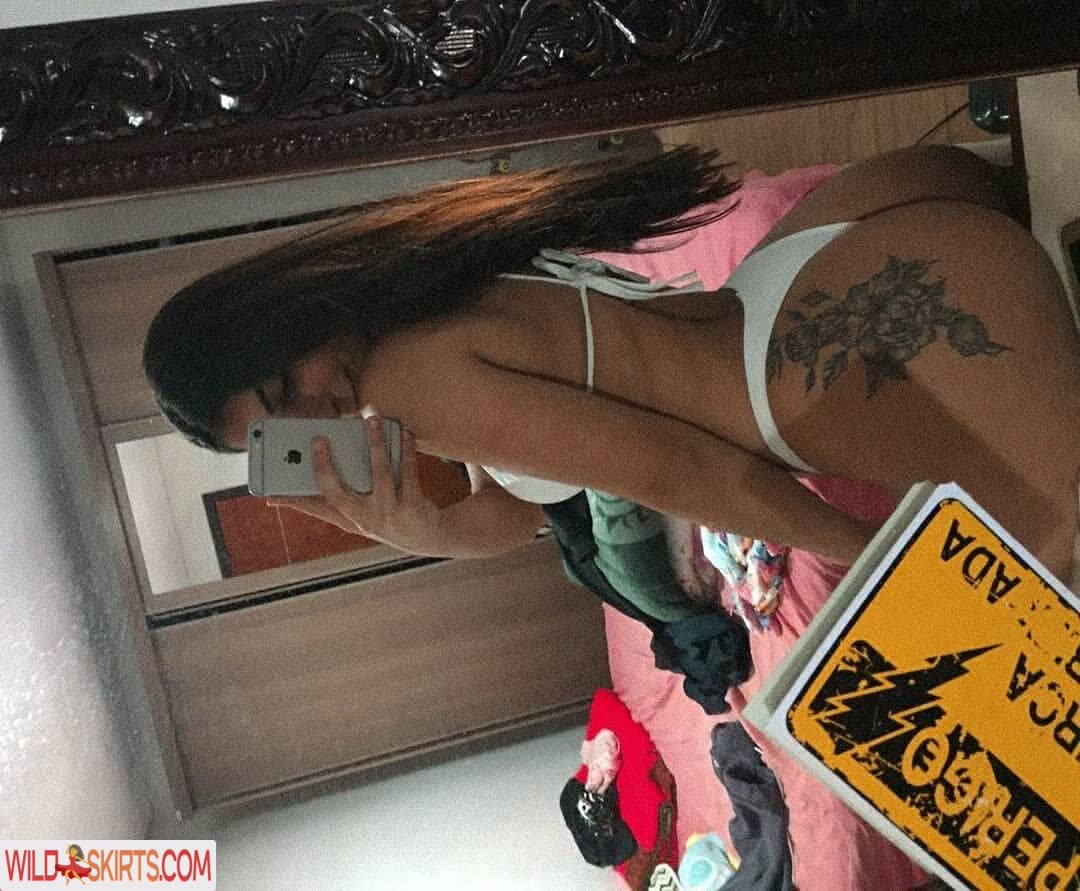 Wuritanaaa / rikaaaaa / wuri_t4nyy nude OnlyFans, Instagram leaked photo #2