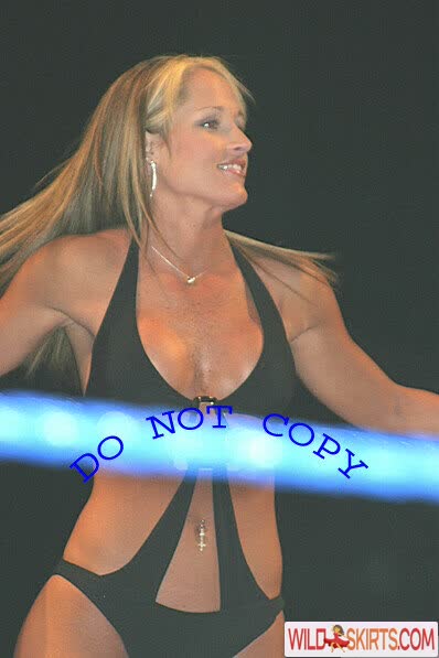 WWE Michelle McCool nude leaked photo #39